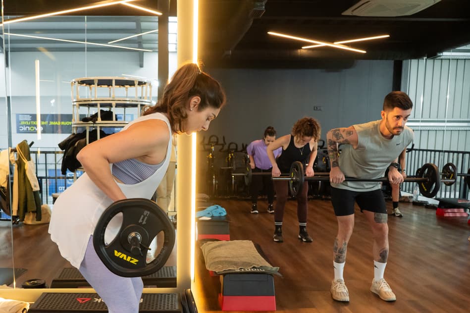 Aulas Pré-Coreografadas vs Aulas “Free Style”: Qual a Melhor Opção?